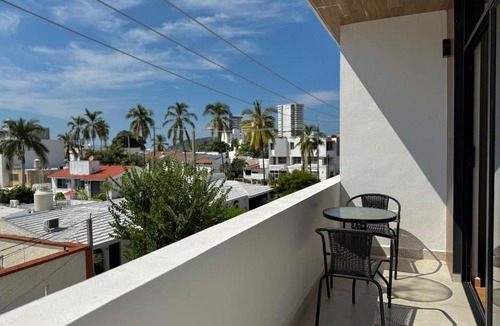 Las Gaviotas Apartment | Depa A unas calles de la Playa y Zona Dorada ByGPS