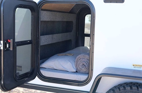 Amargosa Valley House | Desert Vineyard Glamping near Death Valley National Park