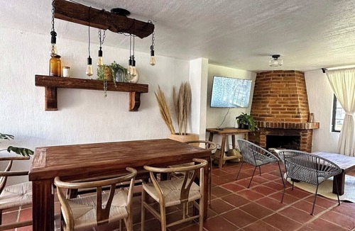 Mazamitla House | Design and comfort near the town