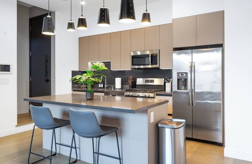 West Los Angeles House | Designer Townhome w/Rooftop by UCLA & Beverly Hills