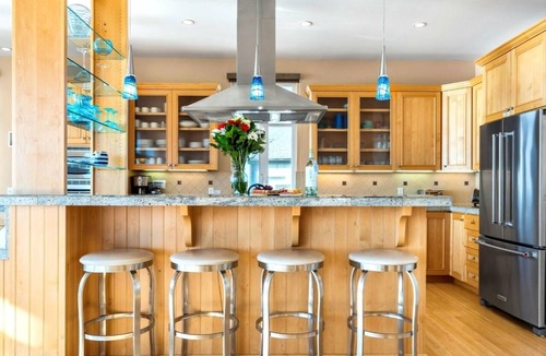 Dillon Beach House | Dillon Beach~5-Star~Pacific Horizon~Hot Tub~Solar~WiFi~Summer Fun! ~Sea Glass