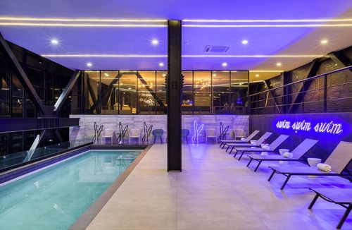 Avenida Revolucion Apartment | Downtown Designer Apartments by ULIV