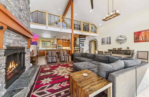 Mountain View Estates Cabin | EchoView Adventure Lodge: Hot Tub+Game Room, Trail