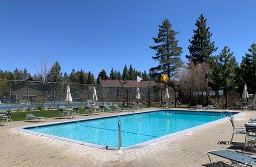 Lake Forest House | Eco-friendly Townhome Perfectly Located for all Local Fun