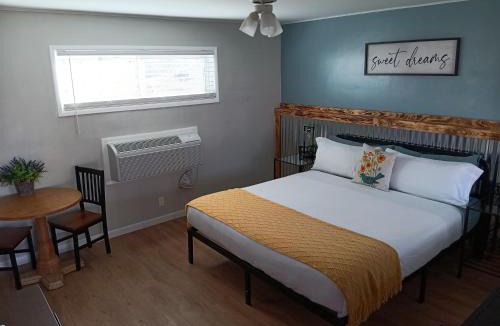 Bishop Hotel | El Rancho Motel