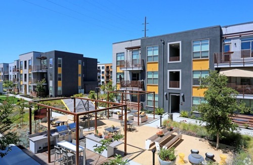 Menlo Park Condo | Elan Menlo Comfort 3BR Condo with Pool and Fitness Room
