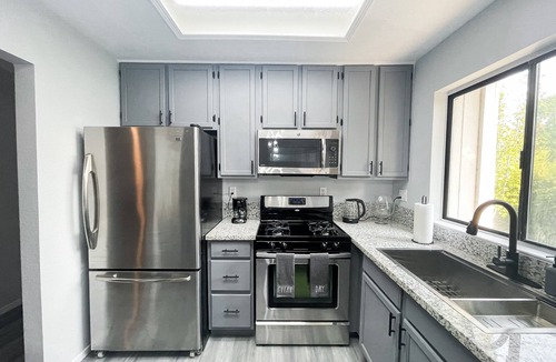 North Highlands House | Entire beautiful 2 bedroom house.