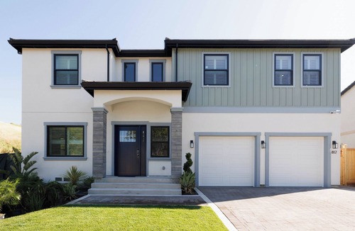 East San Jose House | Epic 6BR 5.5BA Estate - Huge Deck - Poker & Billiard