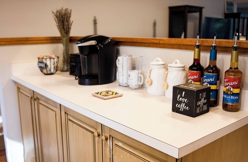 Eustis House | Equestrian Lakefront Cottage