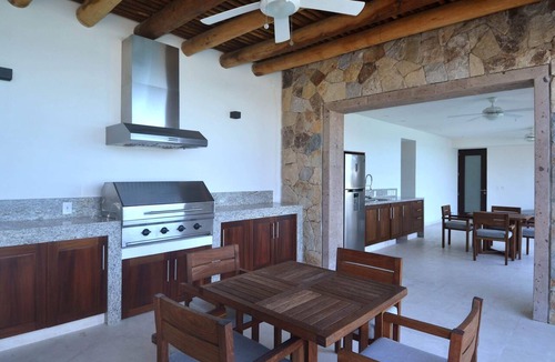 South Shore Hotel Area Condo | Exclusive ocean front condo with amazing views