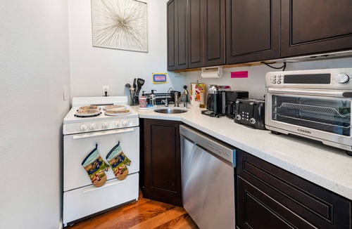 Downing - Whitethorne Cottage | Fabulous 1-bedroom cottage 18 min from Levi’s stadium in San Jose
