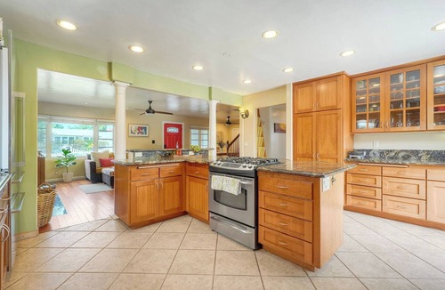 Beach Barber Tract House | Family-friendly vacation home newly renovated backyard 2 blocks from the beach ⛱️