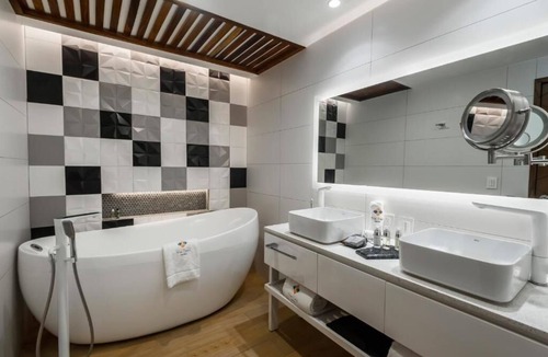Financial District Hotel | FCH PROVIDENCIA - Consulado