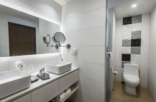 Financial District Hotel | FCH PROVIDENCIA - Consulado