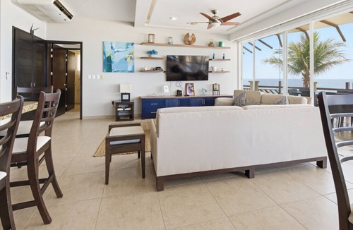 San Pedro Mixtepec Apartment | Four Bedroom Ocean Front