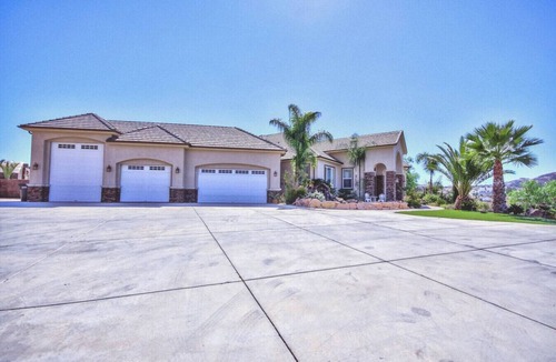 Murrieta House | Galleon- Private Single Level Estate on 5 acres