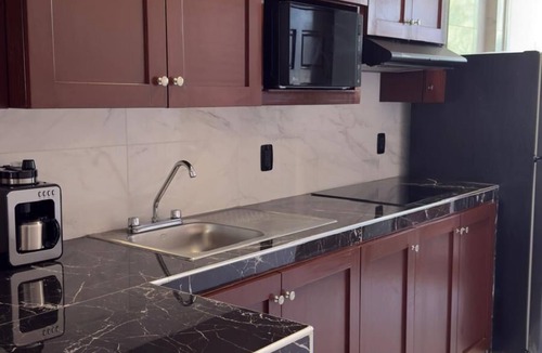 Hornos Insurgentes Apartment | Gorgeous 3-bedroom apartment in vibrant Acapulco