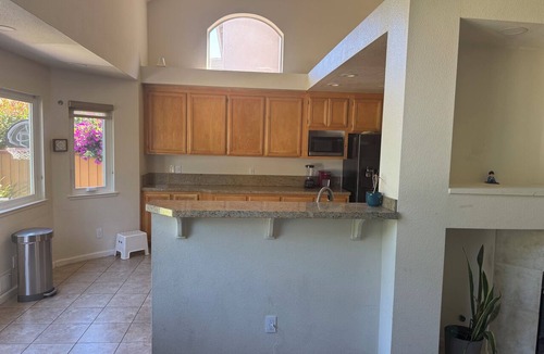 San Jose House | Gorgeous 4-bed, 3 bath house with AC in lovely San Jose