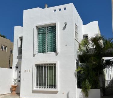 Merida Municipality House | Grande y cómoda casa con piscina y terraza