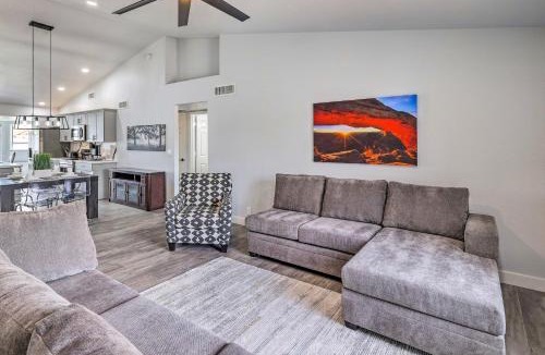 La Buena Vida House | Group Getaway in Glendale < 1 Mi to Westgate!