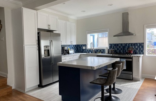 Hermosa Beach House | Hermosa Beach 3BR ,Walk to Beach & Pier, 2-Car Garage + Laundry