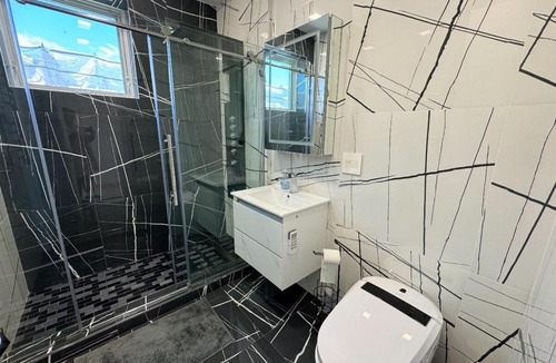 Sheepshead Bay Apartment | High Tech shared studio apartment in Brooklyn