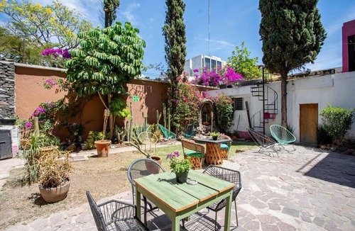 Lafayette House | Hostal La Paz & Love | Hab Priv. | Zona Centro