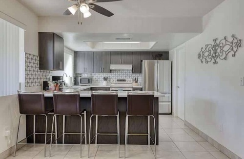 Roadrunner Estates East House | HOT Deals Desert Retreat Heated Pool Lovely Home