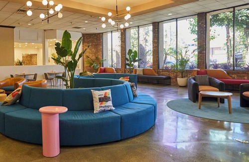 Downtown Burbank Hotel | Hotel Burbank
