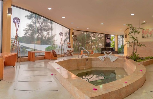 Tres de Mayo Resort | Hotel Coral Cuernavaca