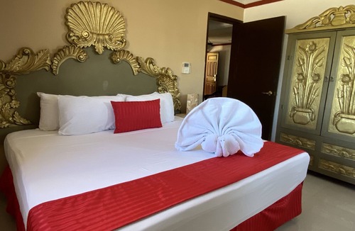 Gonzalo Guerrero Hotel | Hotel Las Golondrinas