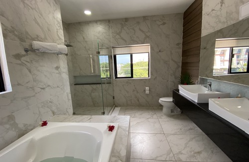 Gonzalo Guerrero Hotel | Hotel Las Golondrinas