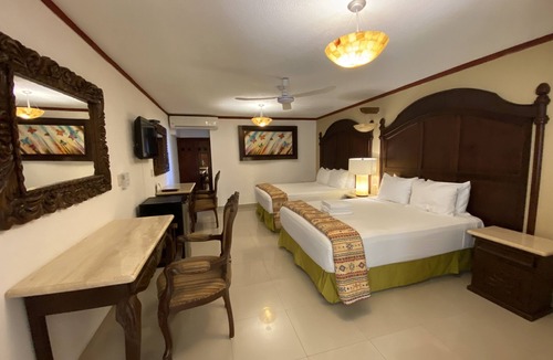 Gonzalo Guerrero Hotel | Hotel Las Golondrinas