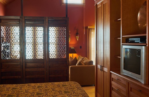 Point Richmond Hotel | Hotel Mac