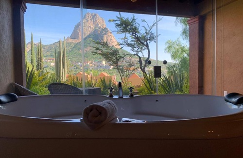 Bernal Hotel | Hotel Zidada and Chalets