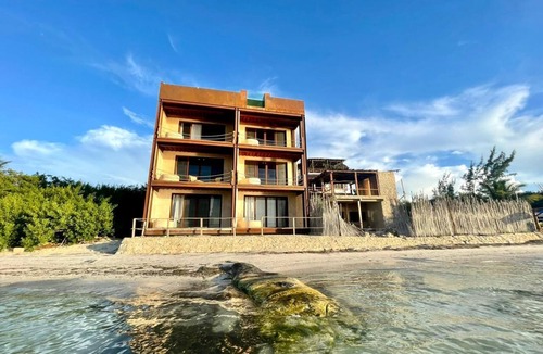 Isla Holbox Hotel | Incredible Suite Room with POOL VIEW & TUB/1 King Size