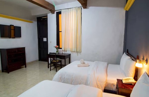 Centro Hotel | Inviting Standard Room with Easy Access to Downtown and Attractions | 2 Units