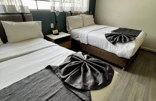 Americana Hotel | Jazz & Stay