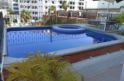 Emiliano Zapata Apartment | Jr Suite in the Romantic Zone of Puerto Vallarta, 1 min Walk to the Beach