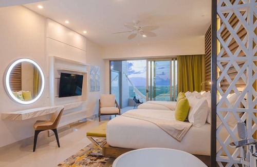 Punta Sam Resort | Junior Suite at Garza Blanca Resort and Spa