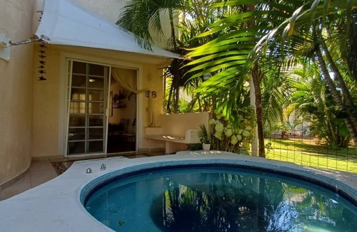 Puente del Mar House | Just steps from the beach: Casa del Mar