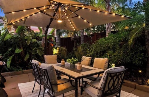 Lake Elsinore House | Kimberly's Chandelier Château Salt Pool & XL Hot Tub