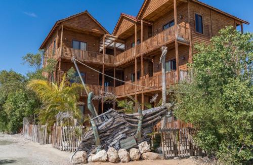 Isla Holbox Hotel | Krak-Inn Holbox - Pet Friendly