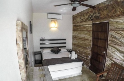 Piste Hotel | La Casa de las Lunas Hotel