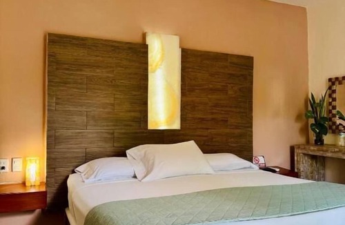 Piste Hotel | La Casa de las Lunas Hotel