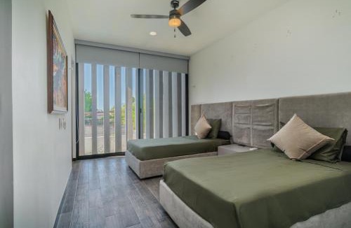 Merida House | La Casa Negra