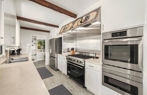 Country Club House | La Jolla Hilltop Haven with Ocean Views and Spa