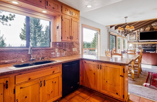 Lake Forest House | Lakeview Home w/Pool Table, Private Hot Tub, Fireplaces - Water Views, Dogs OK