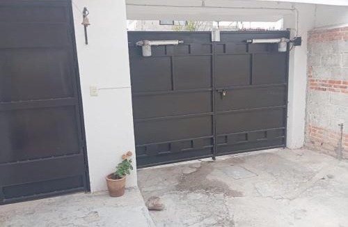 Tequisquiapan House | Los Malvones