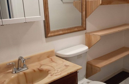 Piedmont Avenue Apartment | Lovely 3-bedroom apartment in Oakland!